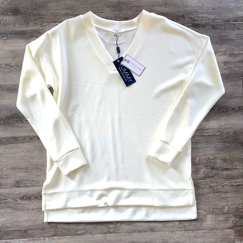 NWTS Off White Cable & Gauge Light Weight Sweater